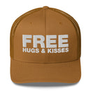 Free hugs and kisses - Trucker Cap