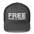 Free hugs and kisses - Trucker Cap