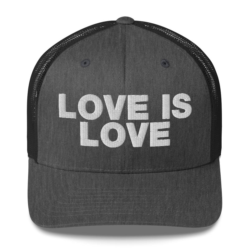 Love is love - Trucker Cap