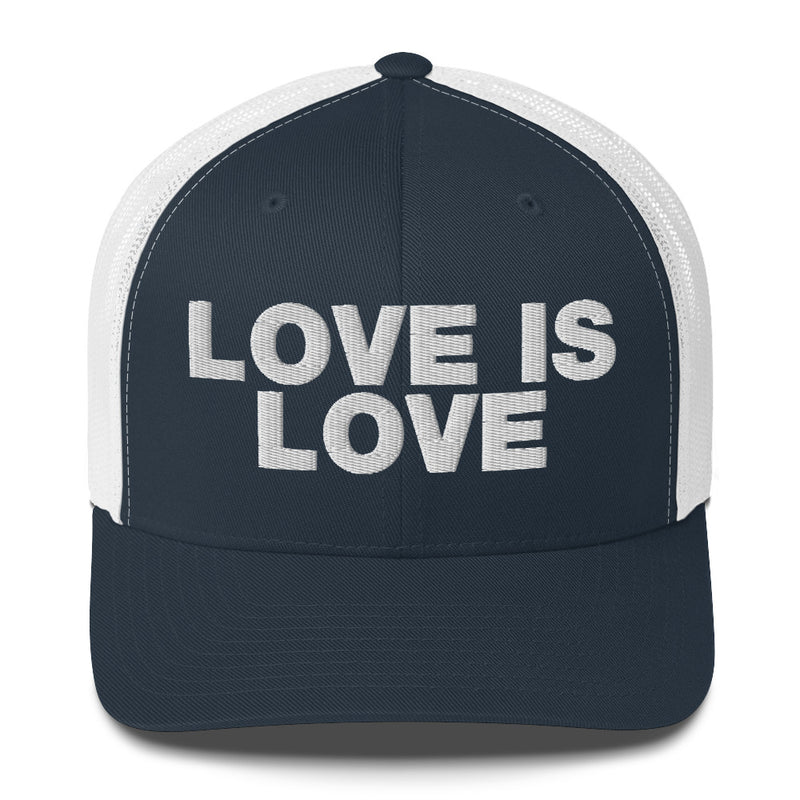 Love is love - Trucker Cap